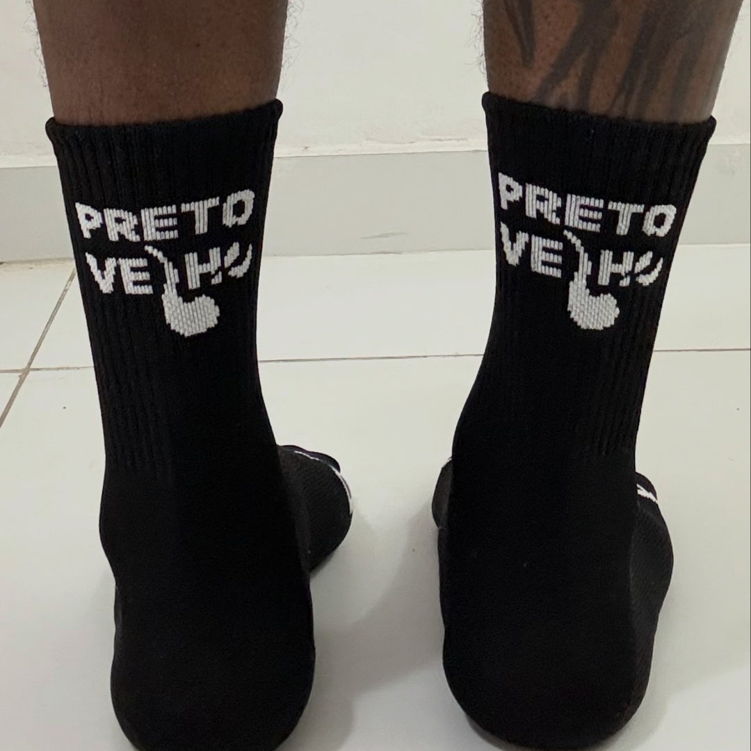 Meia cano alto Preto Velho